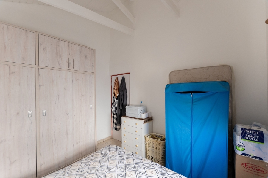 2 Bedroom Property for Sale in Laaiplek Western Cape